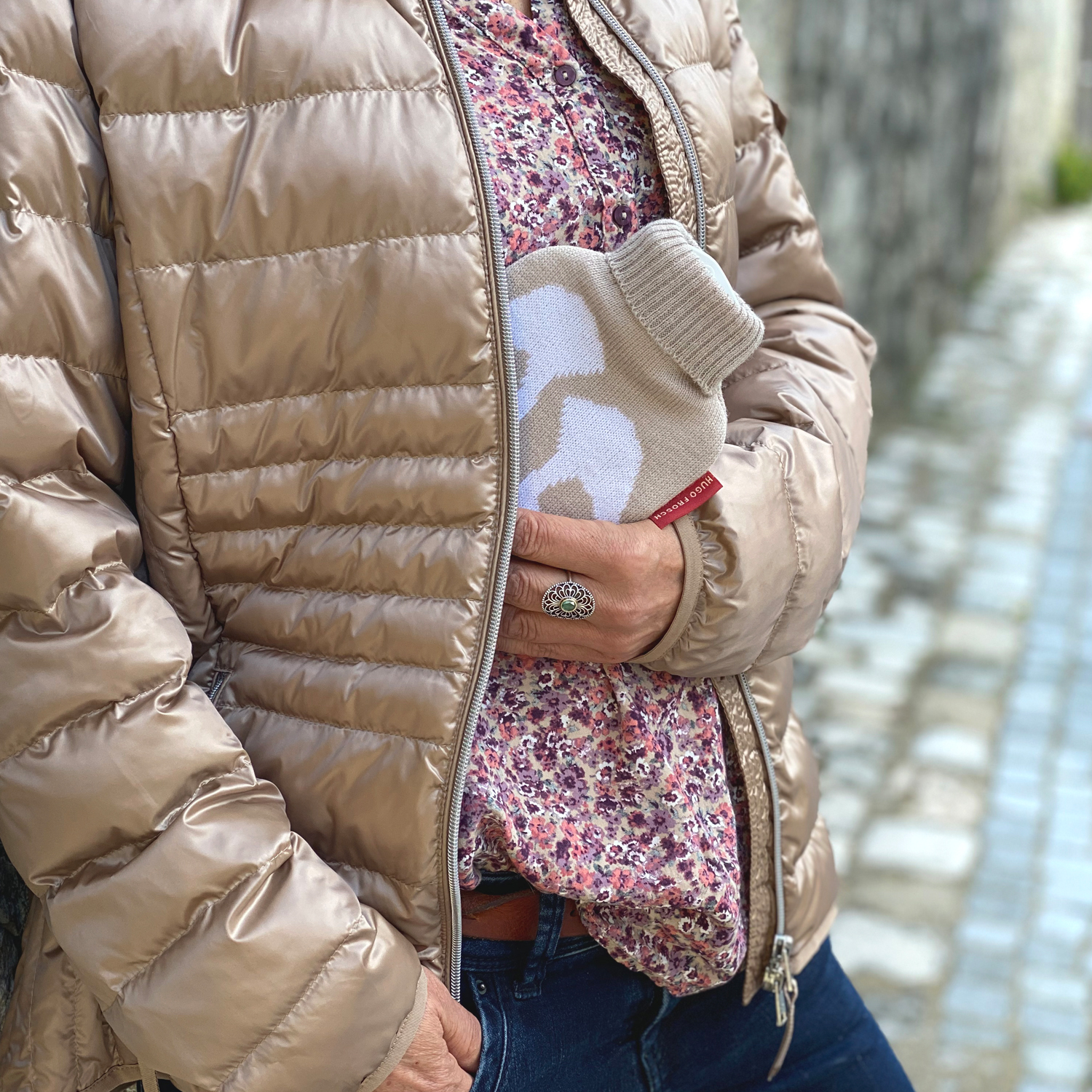 1135-minis_strick-fuesse-hellbraun-mood-anorak_1500-1500 Produktbild